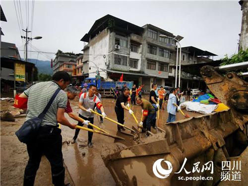 ͻ(du)ڲ݉(zhn)_չٹ z