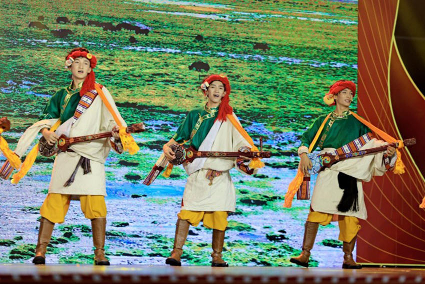 《牧歌飄過(guò)橘林》節(jié)目表演。主辦方供圖