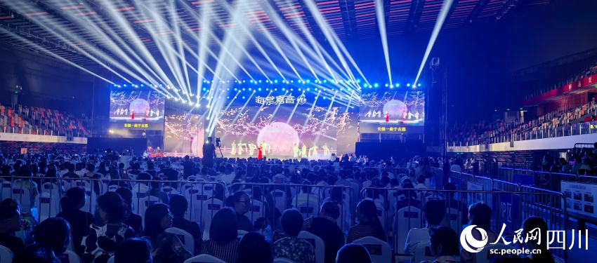 演唱會現(xiàn)場。人民網(wǎng)記者 劉海天攝